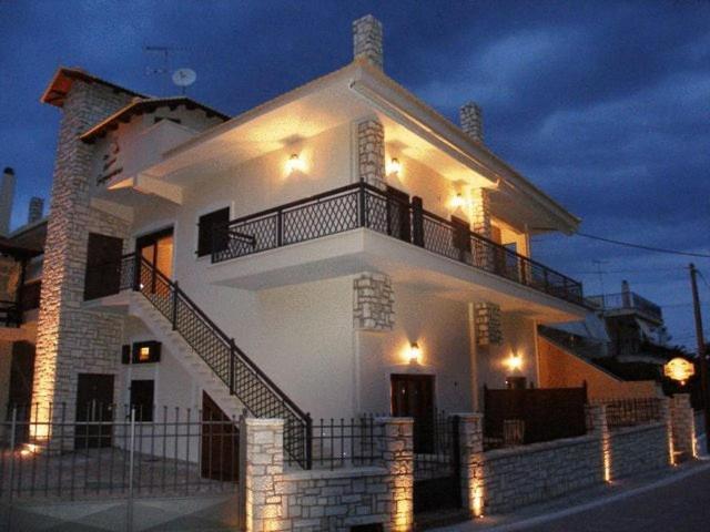 Giogarakis Suites Eleonas Esterno foto