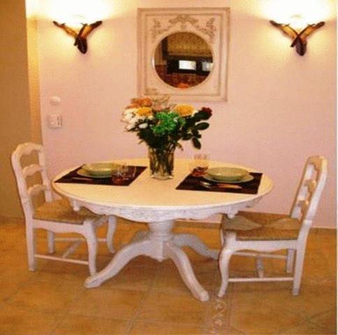 Giogarakis Suites Eleonas Camera foto